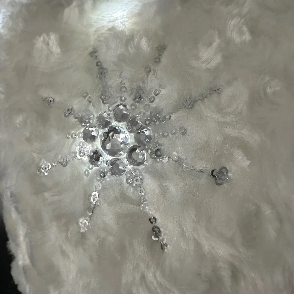 Pier 1 Imports Throw Pillow Light Up Off White Faux Fur Snowflake 16x16 Jewels